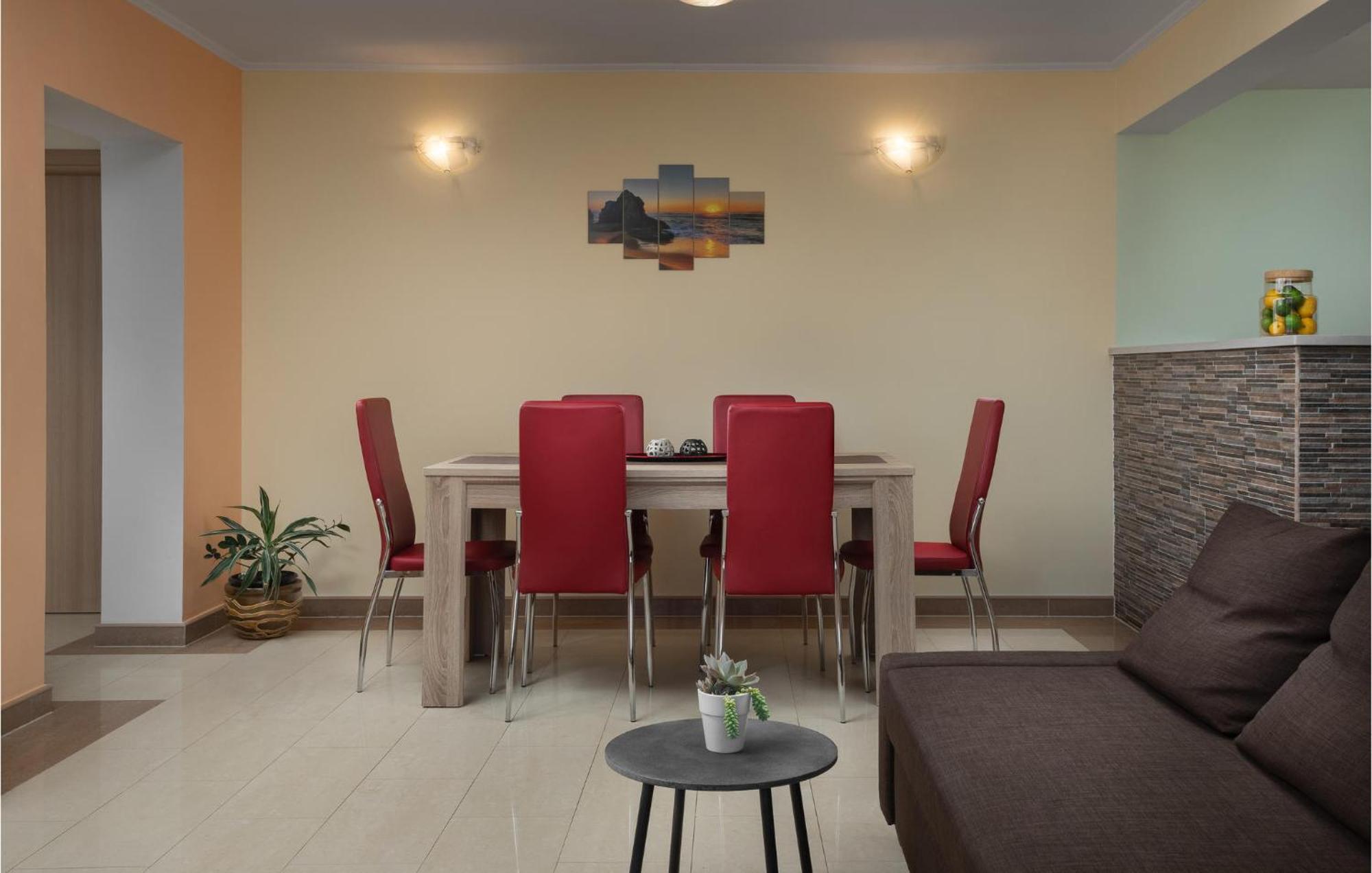 Nice Home In Jadranovo With Outdoor Swimming Pool Zewnętrze zdjęcie
