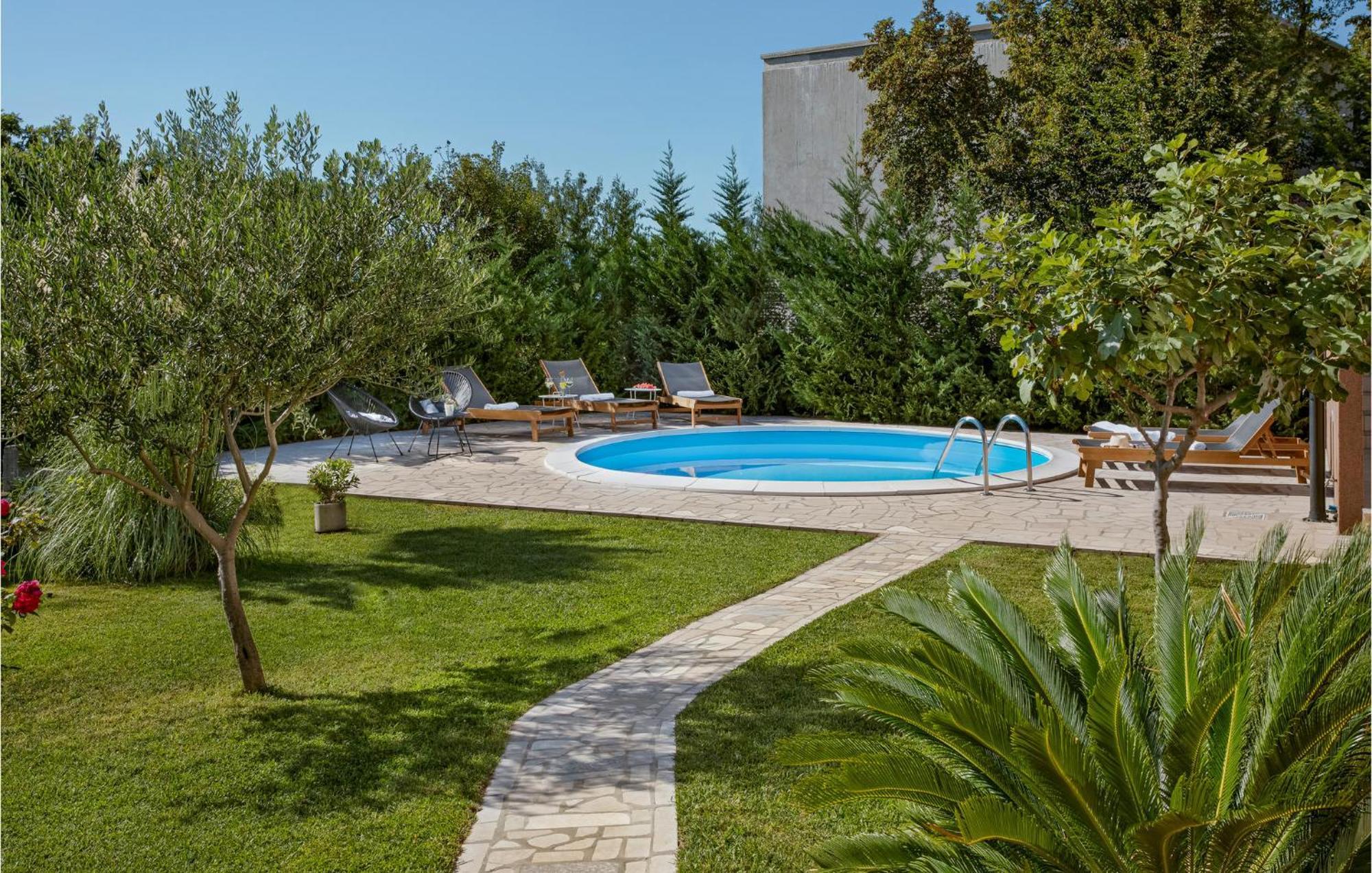 Nice Home In Jadranovo With Outdoor Swimming Pool Zewnętrze zdjęcie